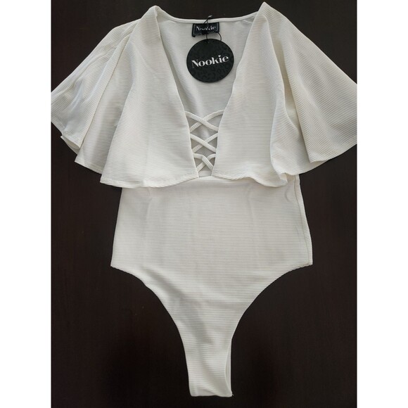 **NEW WITH TAGS** NOOKIE/REVOLVE White Plunging Neckline Bodysuit - Size XS - Picture 4 of 5